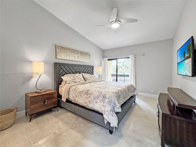 1977 SW 15th St 116, Deerfield Beach, FL 33442