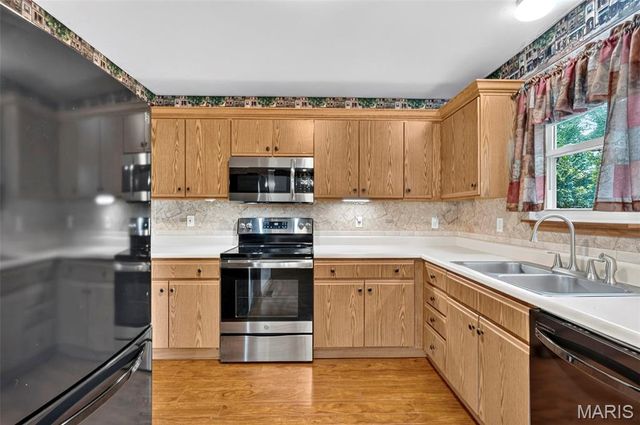 669 Homerun Drive, O'fallon, MO 63366