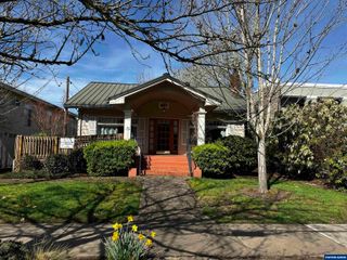 627 Winter St NE, Salem, OR 97301