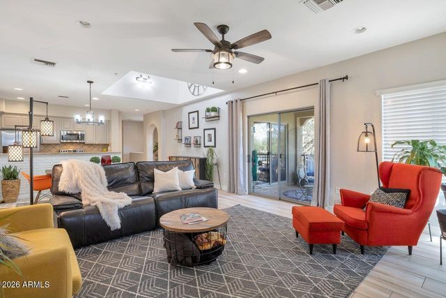 3935 E ROUGH RIDER Road 1179, Phoenix, AZ 85050