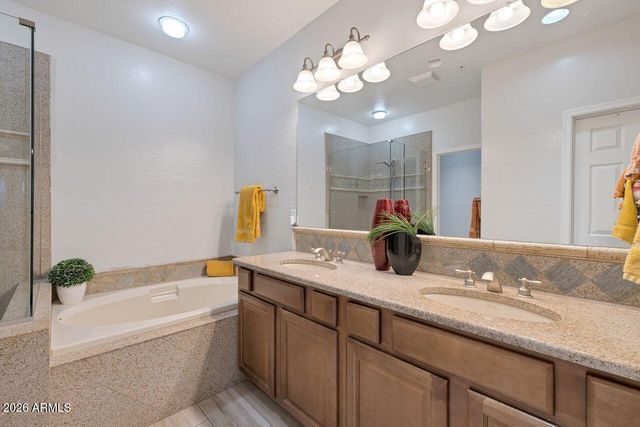 3935 E ROUGH RIDER Road 1179, Phoenix, AZ 85050