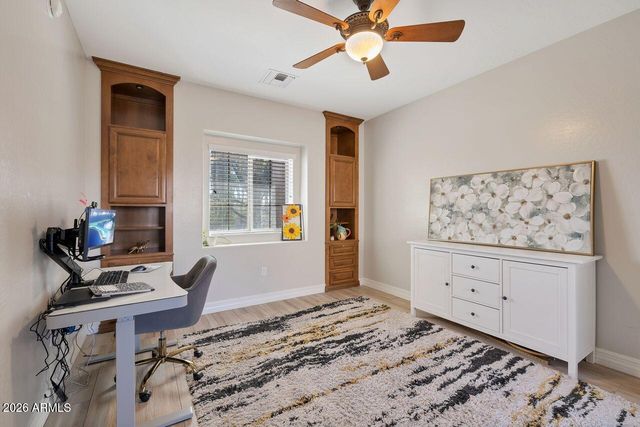 3935 E ROUGH RIDER Road 1179, Phoenix, AZ 85050