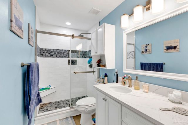 15009 Innerarity Pt Rd, Pensacola, FL 32507