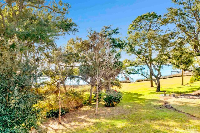 15009 Innerarity Pt Rd, Pensacola, FL 32507