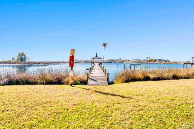 15009 Innerarity Pt Rd, Pensacola, FL 32507