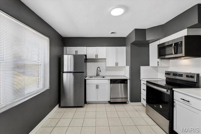 10235 Midland Boulevard, Overland, MO 63114