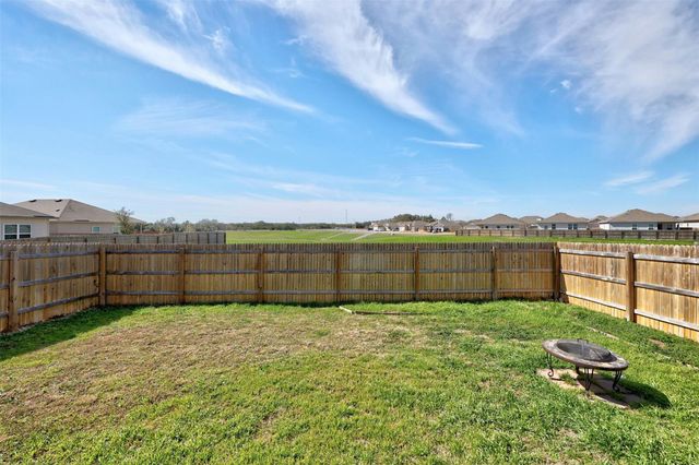 620 Independence Ave, Liberty Hill, TX 78642
