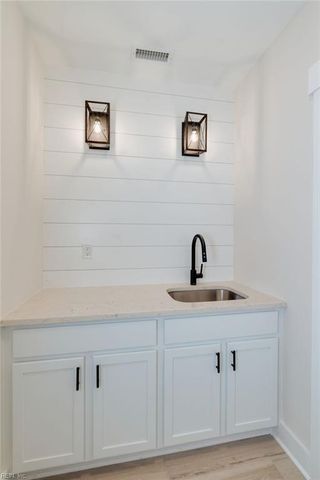 6664H Blackwater RD, Virginia Beach, VA 23457