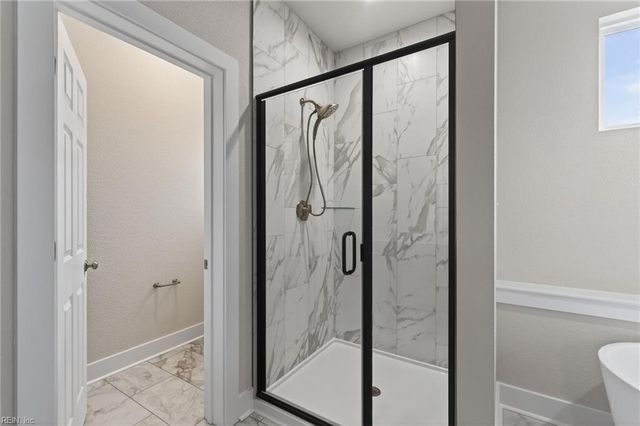 6664H Blackwater RD, Virginia Beach, VA 23457