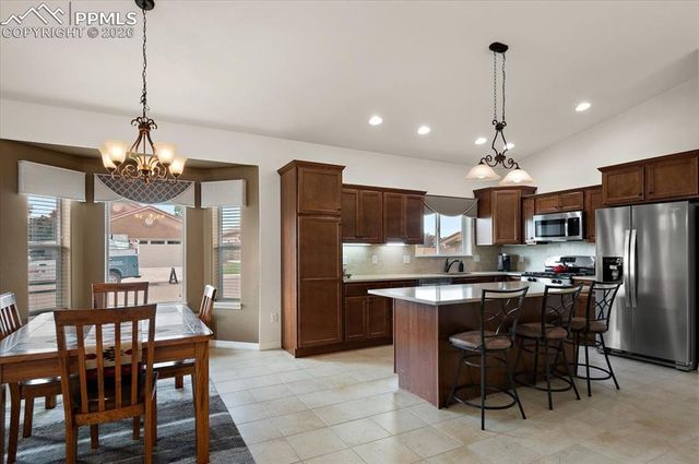 934 Aspencrest Drive, Pueblo, CO 81005