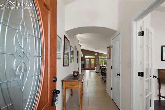 934 Aspencrest Drive, Pueblo, CO 81005