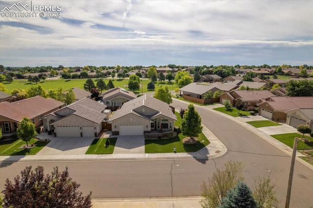 934 Aspencrest Drive, Pueblo, CO 81005