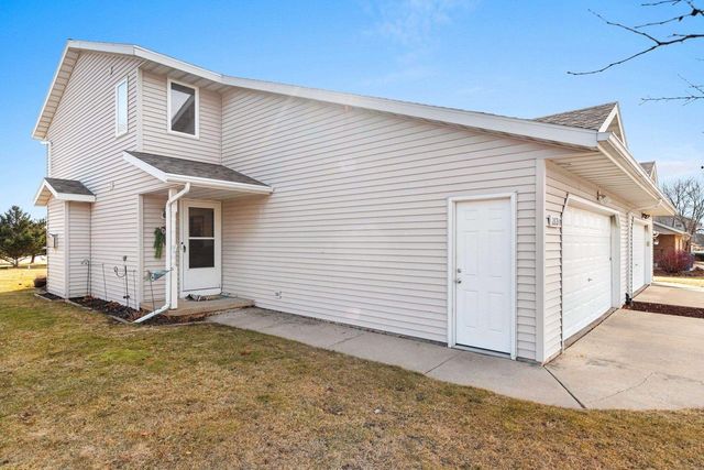 2822 AQUARIUS ROAD, Green Bay, WI 54311