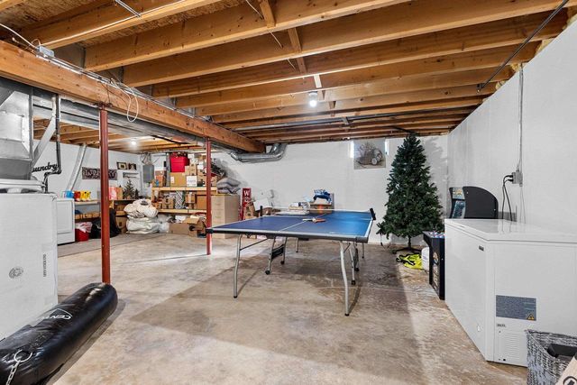 2822 AQUARIUS ROAD, Green Bay, WI 54311