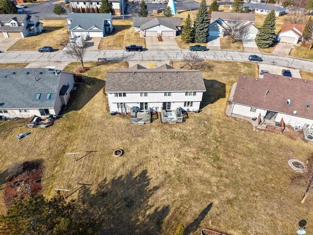 2822 AQUARIUS ROAD, Green Bay, WI 54311