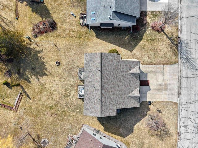 2822 AQUARIUS ROAD, Green Bay, WI 54311