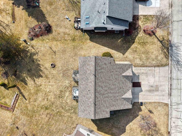 2822 AQUARIUS ROAD, Green Bay, WI 54311