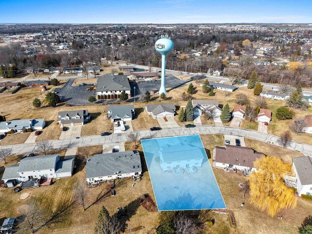 2822 AQUARIUS ROAD, Green Bay, WI 54311