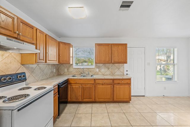 1610 Saint Barbe Street, Hempstead, TX 77445