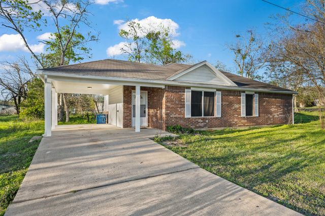 1610 Saint Barbe Street, Hempstead, TX 77445