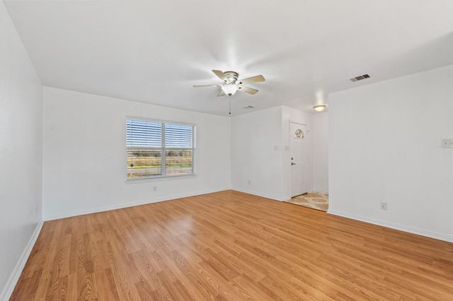 1610 Saint Barbe Street, Hempstead, TX 77445