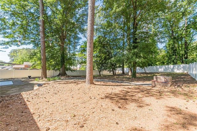 2851 Lloyd Road, Decatur, GA 30034