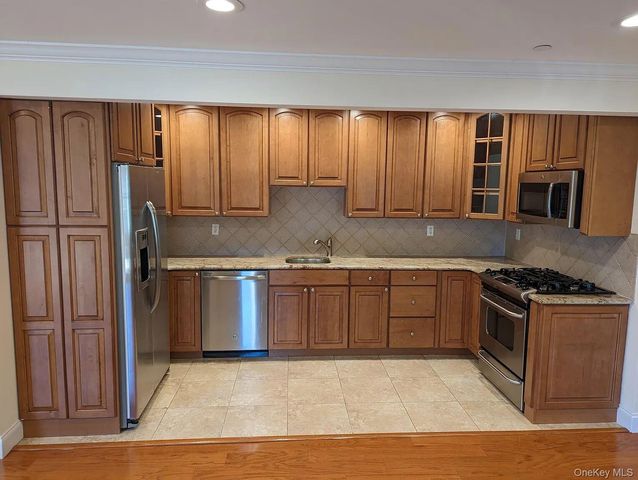 4223 212th Street 2B, Bayside, NY 11361