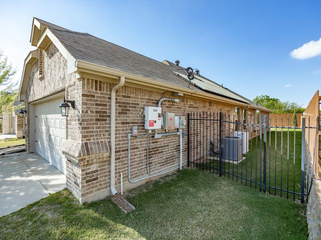 5444 Quiet Woods Trail, Fort Worth, TX 76123