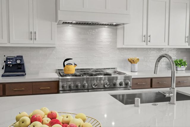 420 Maria 37, Hollister, CA 95023