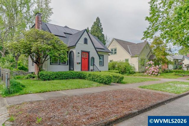 1335 19th St NE, Salem, OR 97301