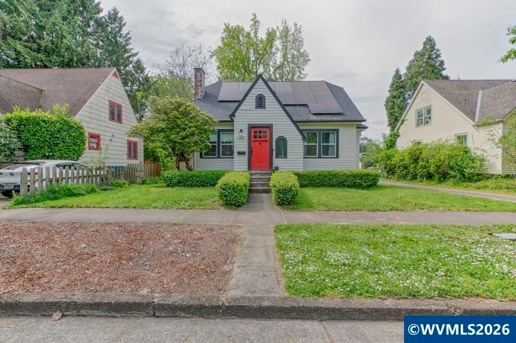 1335 19th St NE, Salem, OR 97301