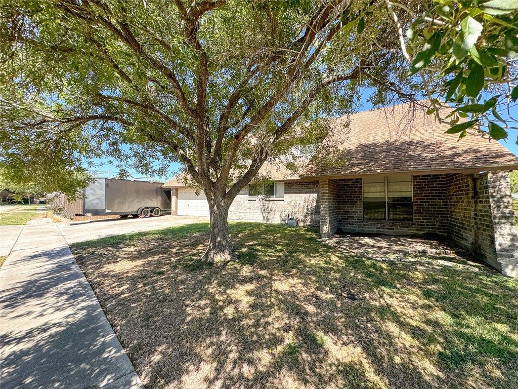 845 Egyptian Dr, Corpus Christi, TX 78412 — photo 3