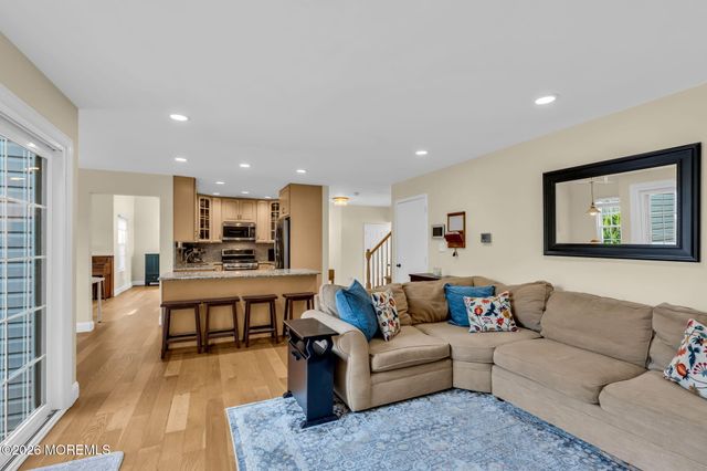 190 Kentucky Way, Freehold, NJ 07728