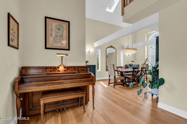 190 Kentucky Way, Freehold, NJ 07728