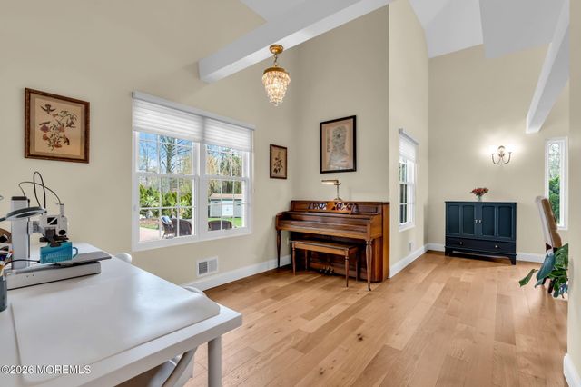 190 Kentucky Way, Freehold, NJ 07728