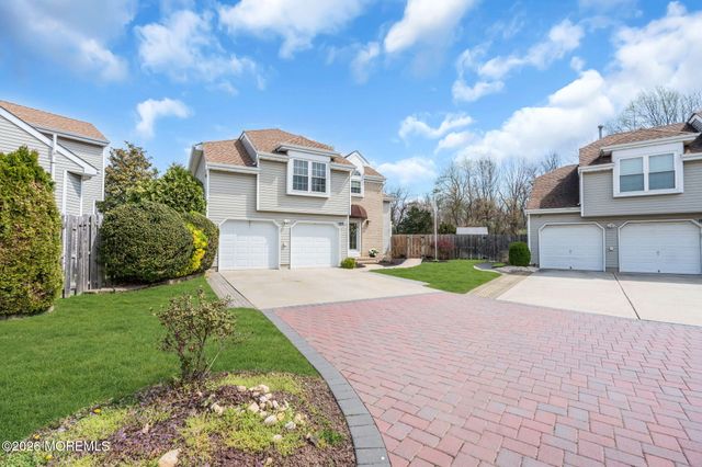 190 Kentucky Way, Freehold, NJ 07728