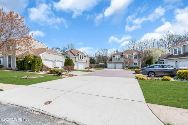 190 Kentucky Way, Freehold, NJ 07728