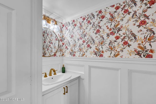 190 Kentucky Way, Freehold, NJ 07728