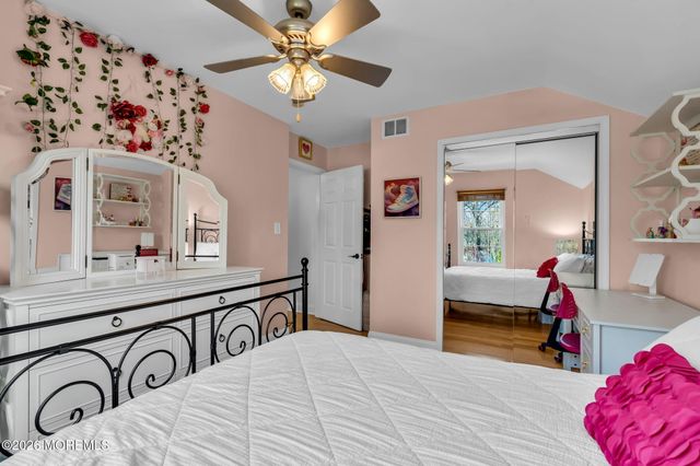 190 Kentucky Way, Freehold, NJ 07728