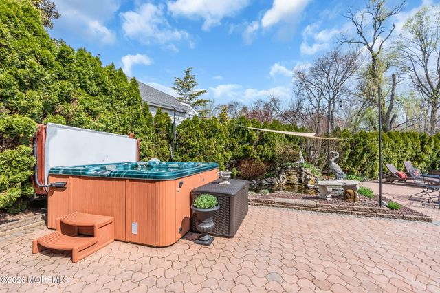 190 Kentucky Way, Freehold, NJ 07728