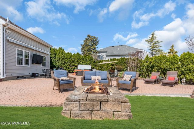 190 Kentucky Way, Freehold, NJ 07728