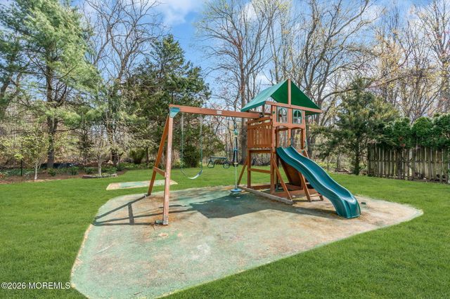 190 Kentucky Way, Freehold, NJ 07728