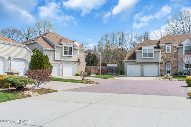 190 Kentucky Way, Freehold, NJ 07728