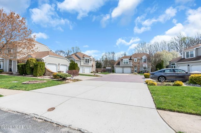 190 Kentucky Way, Freehold, NJ 07728