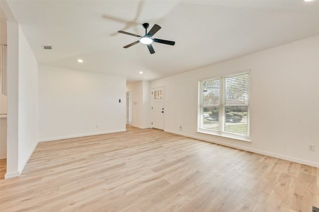 1933 Garden Crest Lane, Dallas, TX 75232