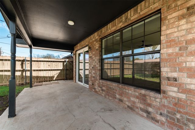 1933 Garden Crest Lane, Dallas, TX 75232