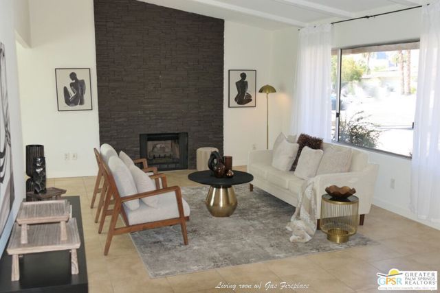 952 N Camino Condor, Palm Springs, CA 92262