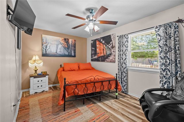 118 Fox Run Place A&B, Lowell, AR 72745