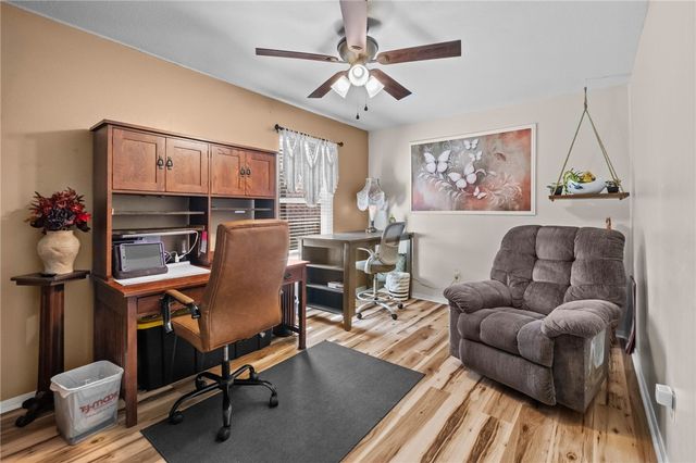 118 Fox Run Place A&B, Lowell, AR 72745