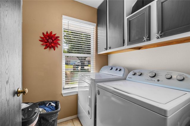 118 Fox Run Place A&B, Lowell, AR 72745